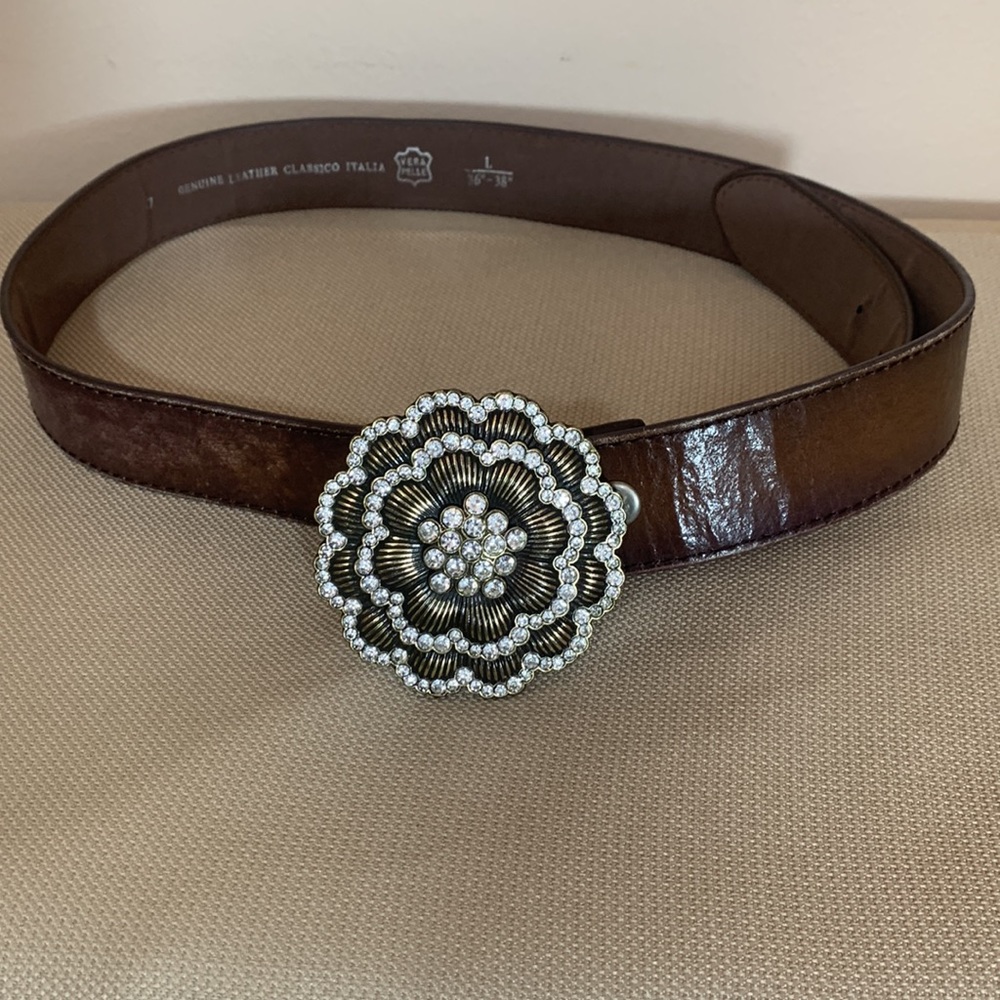 Classico Italian Boutique Large Genuine Leather Belt w/Flower Rhinestone Buckle - Picture 8 of 10